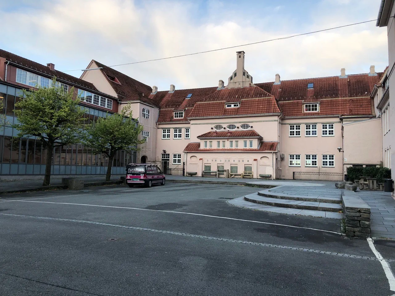 Rothaugen skole