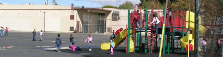 Picture of a playground in West Oakland in California where the DUSTY project is based.